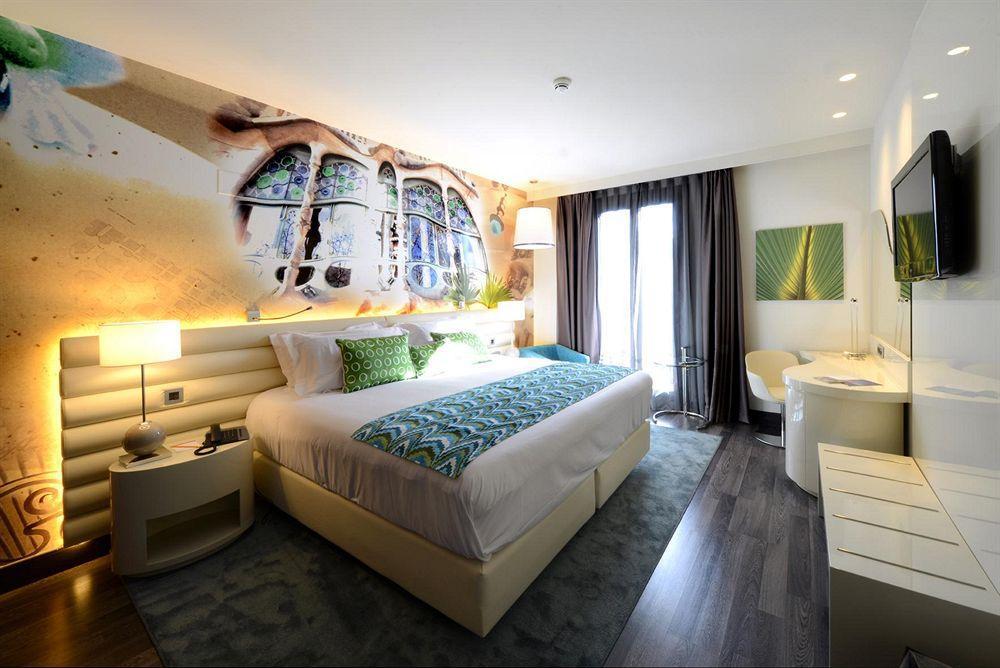 Barcelo Sants Hotel Barcelona Exterior foto